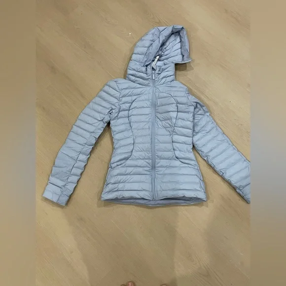 Lululemon Athletica Light Blue Puffer Jacket - Picture 3 of 6